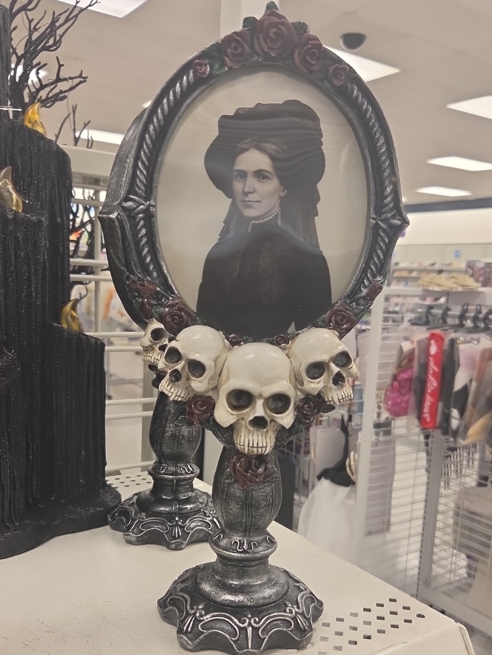 Gothic Skull Frame Mirror - Black and Ivory Home Wall Decor
